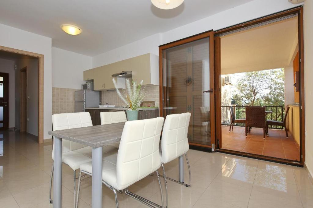 Apartment Be-bu-mar *