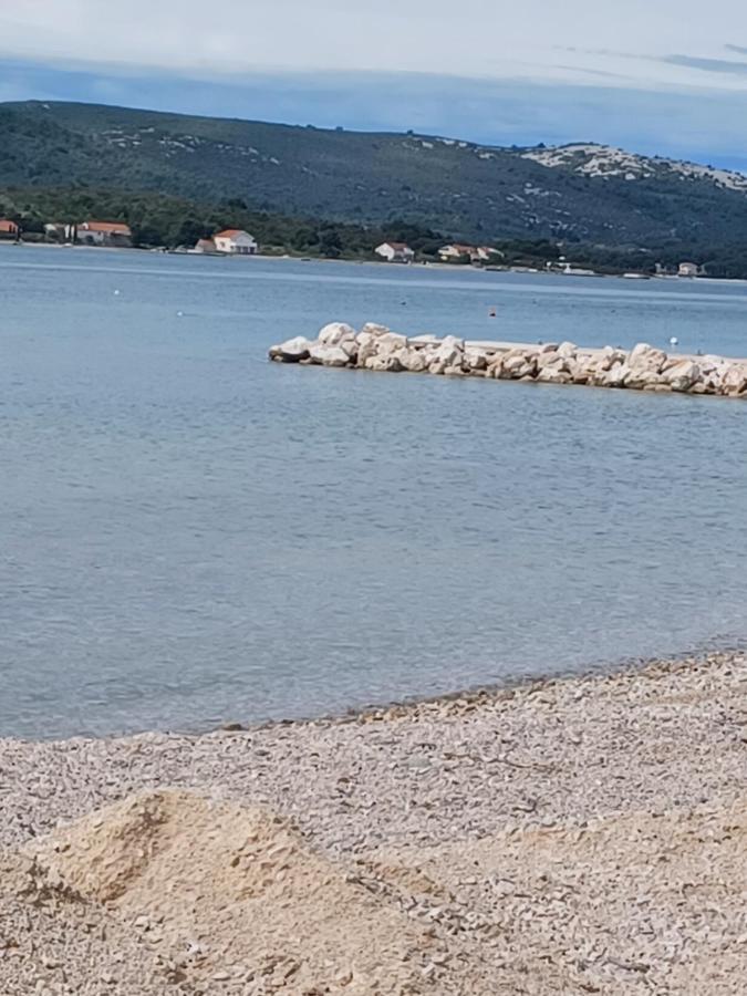 Be-bu-mar * Sveti Filip i Jakov