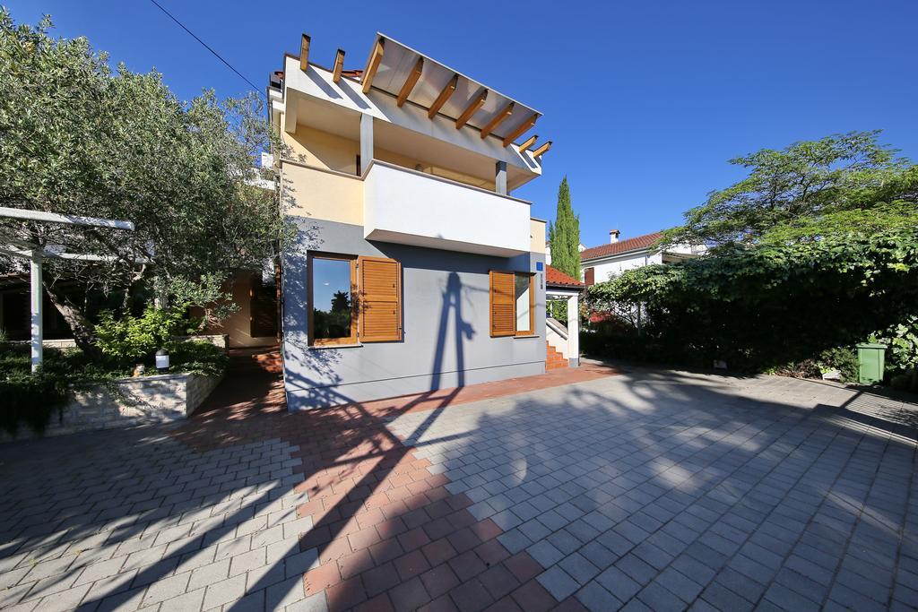 Apartment Be-bu-mar Sveti Filip i Jakov
